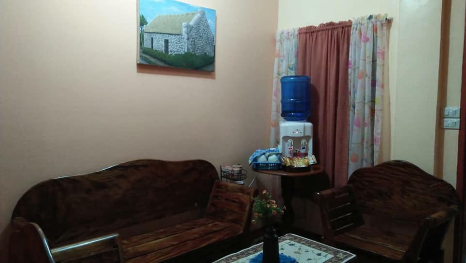 Anvel Homestay Basco Luaran gambar