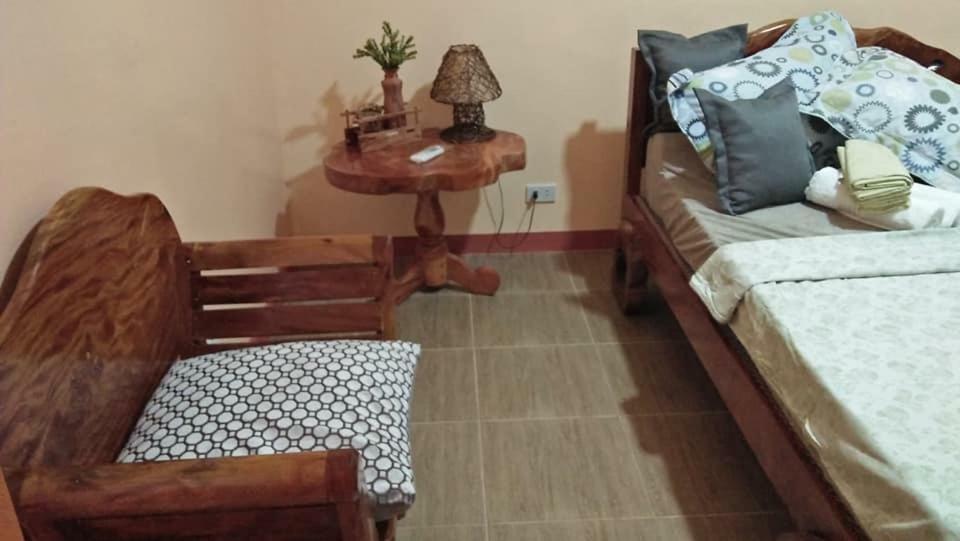 Anvel Homestay Basco Luaran gambar