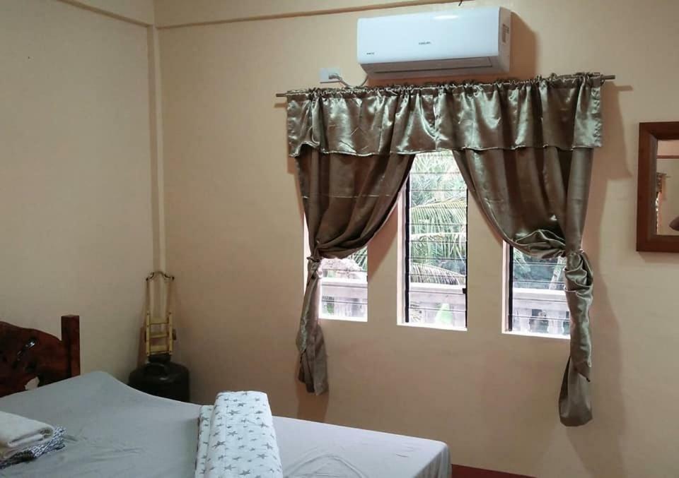 Anvel Homestay Basco Luaran gambar